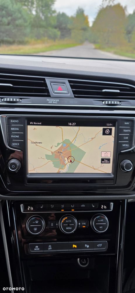 Volkswagen Touran 2.0 TDI SCR Highline - 18