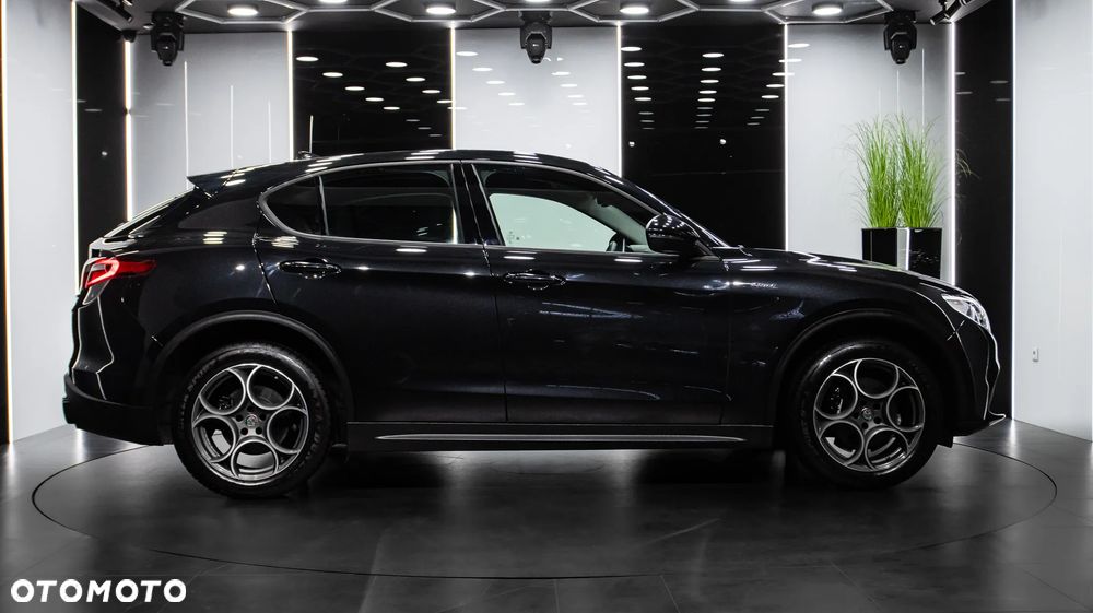 Alfa Romeo Stelvio 2.0 Turbo Sprint Q4 - 8