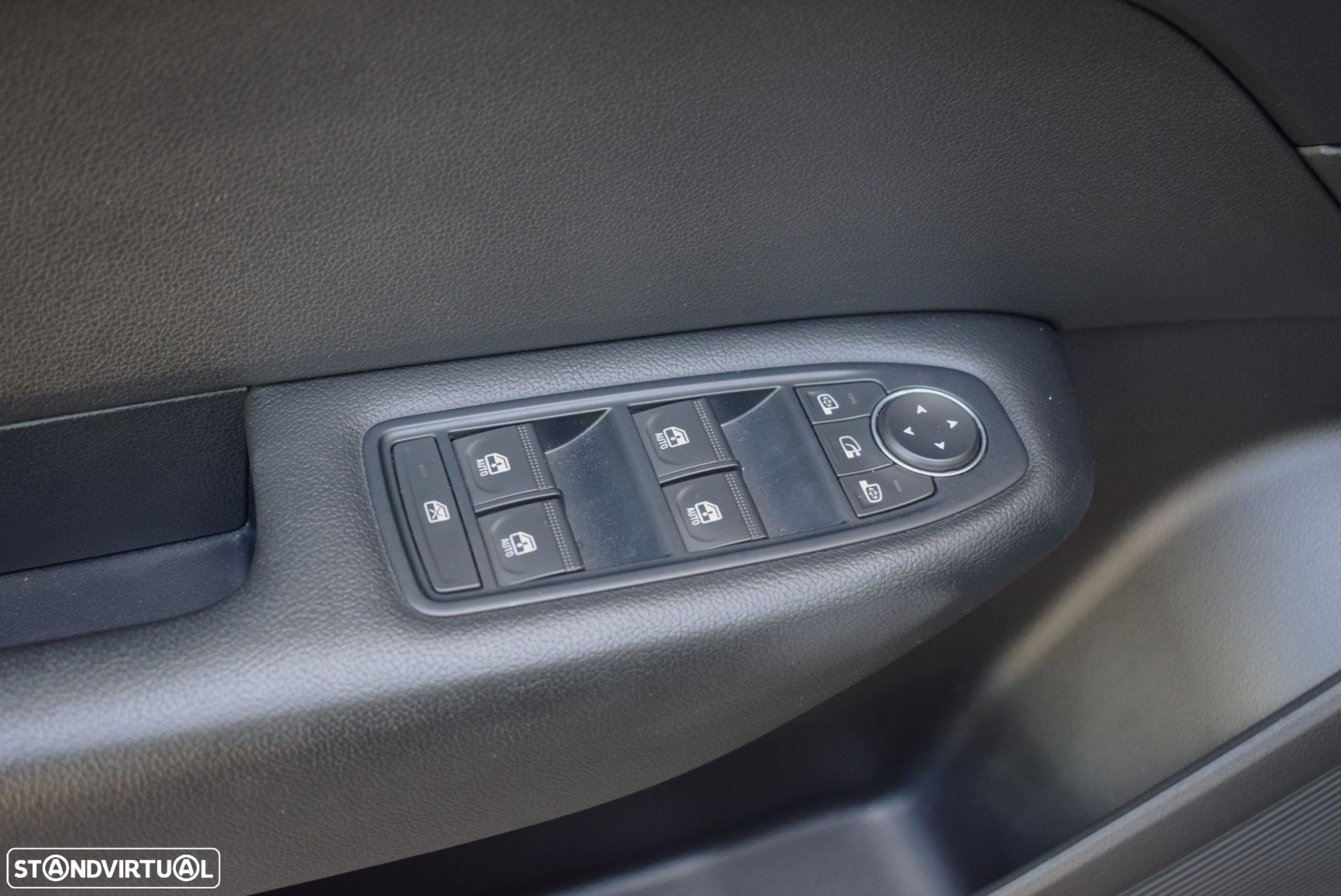 Renault Arkana 1.6 E-Tech Intens - 22