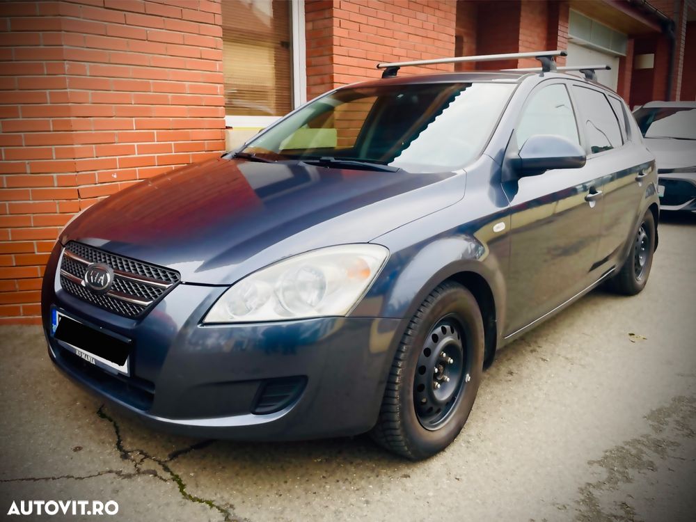 Kia Ceed - 1
