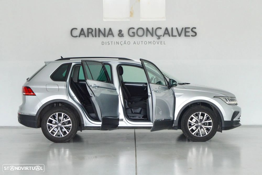 VW Tiguan 2.0 TDI Life DSG - 24