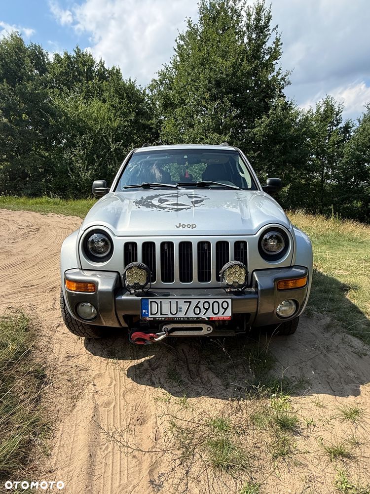 Jeep Cherokee - 2
