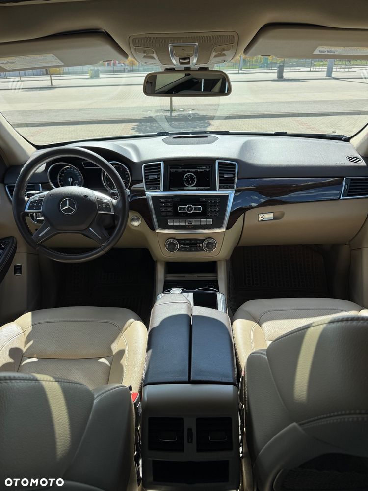 Mercedes-Benz ML 350 4MATIC BlueEFFICIENCY 7G-TRONIC Edition 1 - 9
