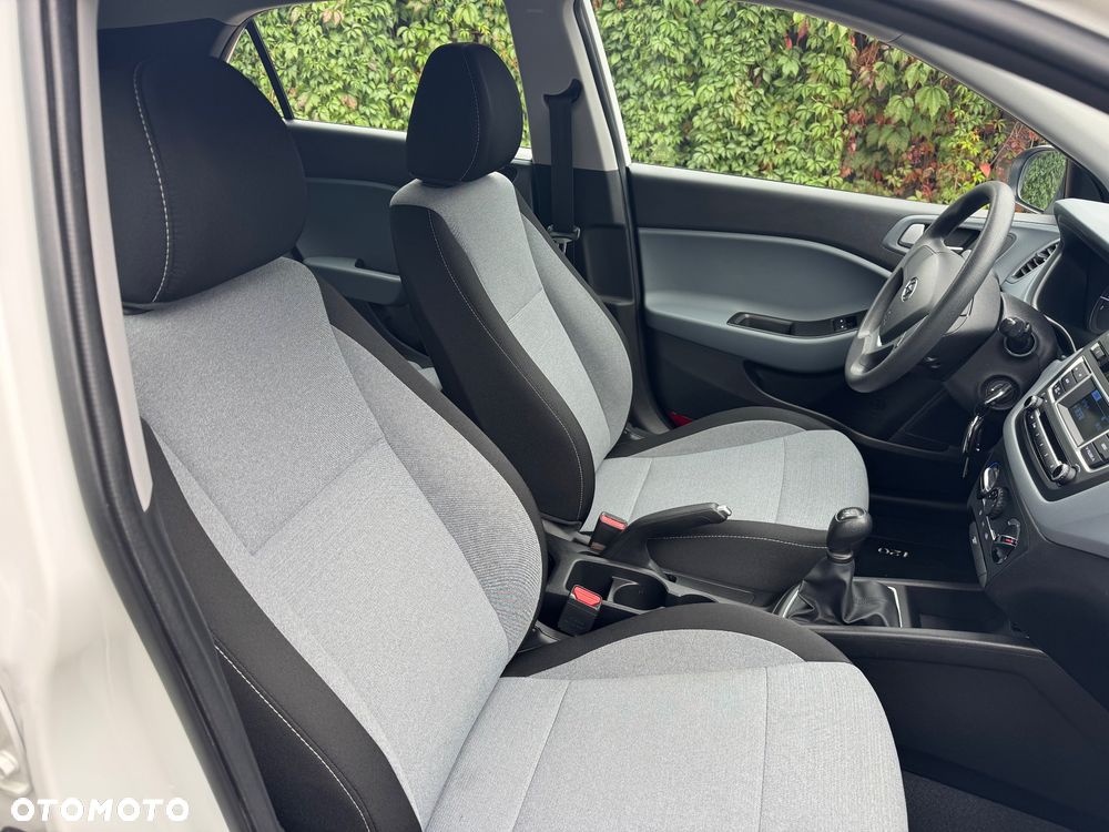 Hyundai i20 1.2 Passion Plus - 10