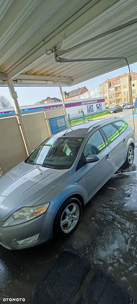Ford Mondeo 2.0 TDCi Titanium - 32
