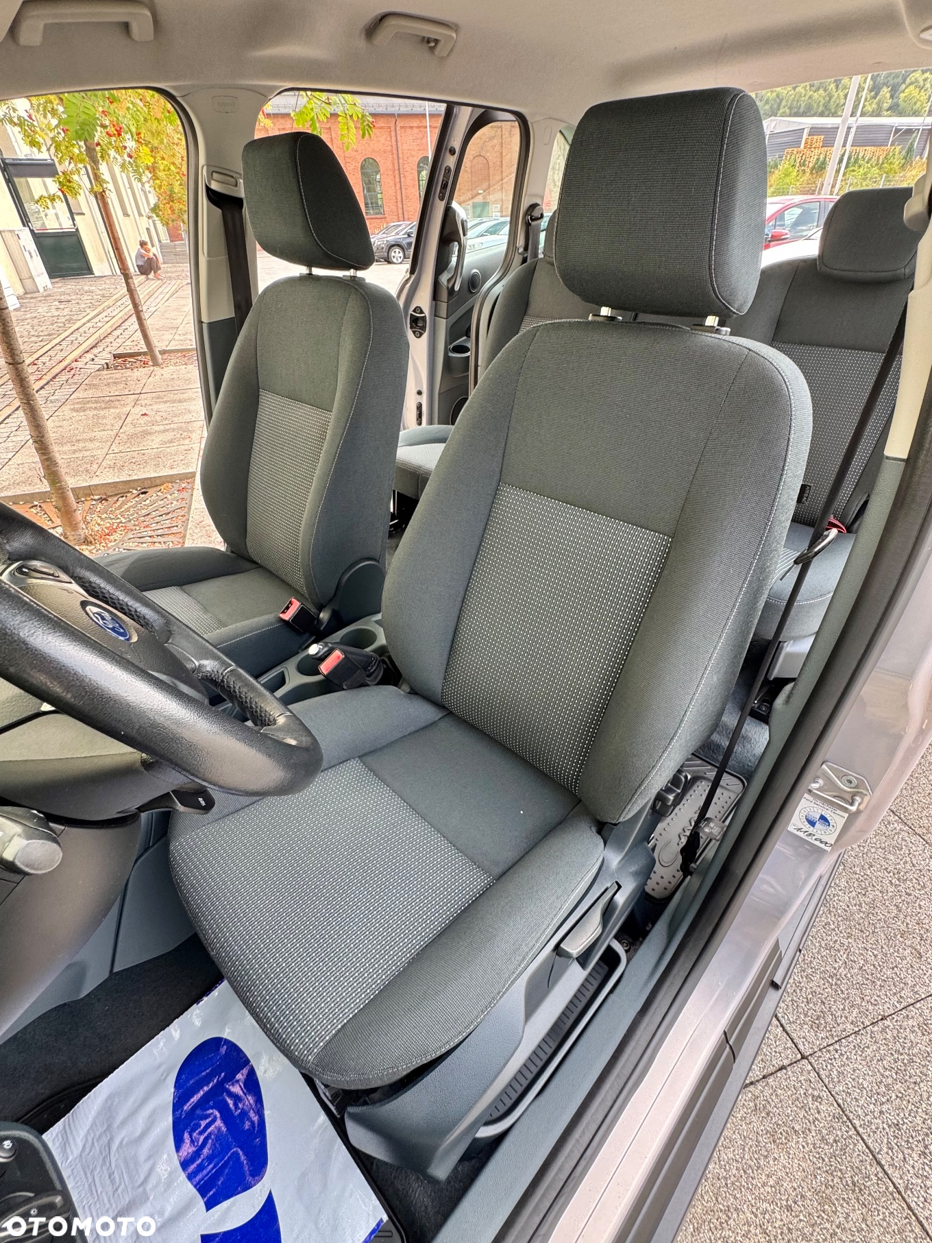 Ford Grand C-MAX 1.6 TDCi Titanium - 10