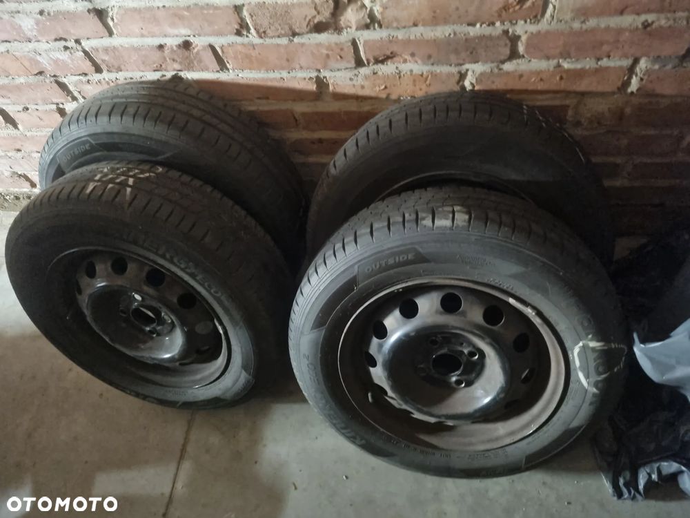 Hyundai i20 1.2 Fifa World Cup Edition - 16