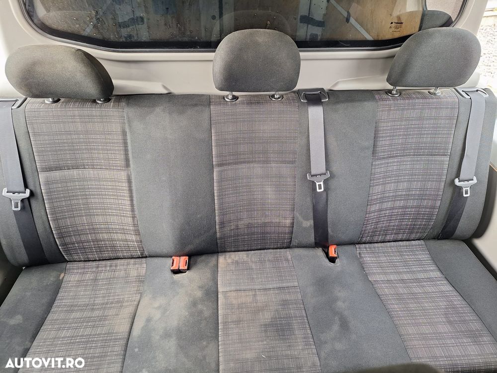 Mercedes-Benz Sprinter - 22