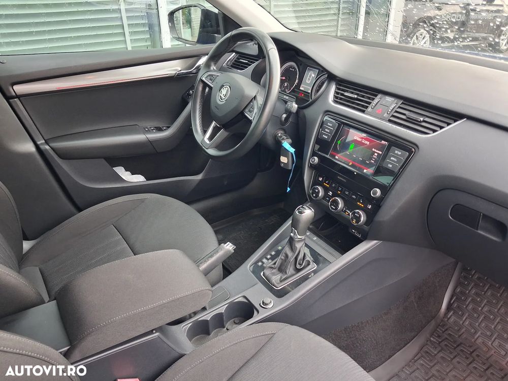 Skoda Octavia 1.5 TSI ACT DSG Ambition - 33