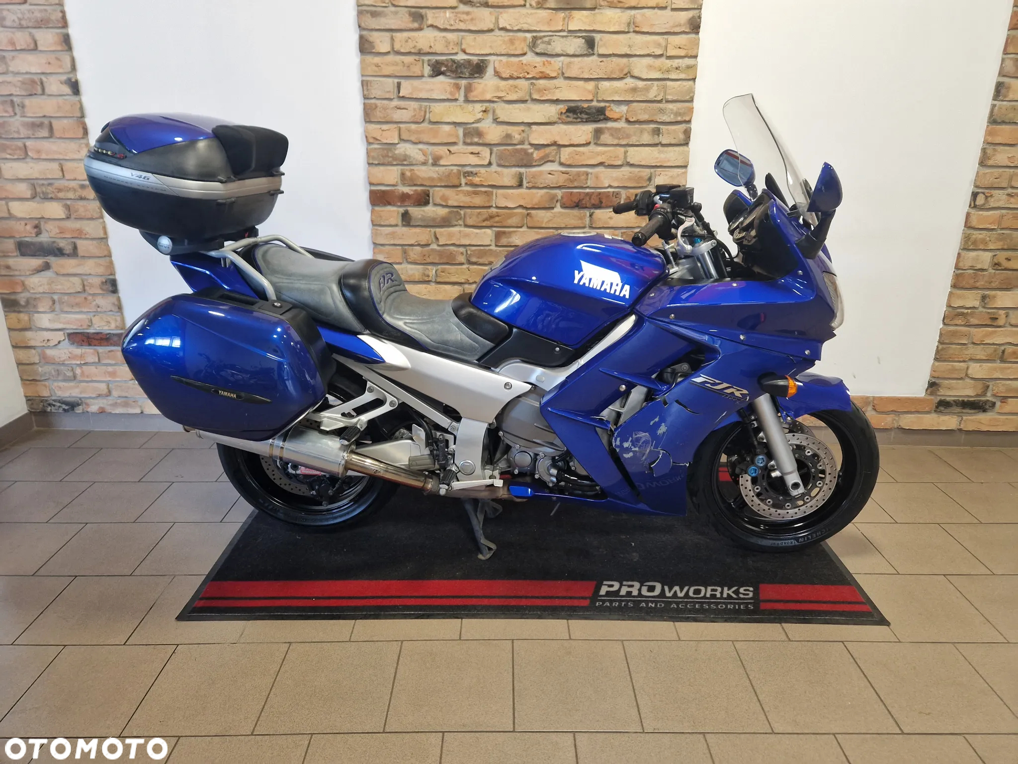 Yamaha FJR - 4
