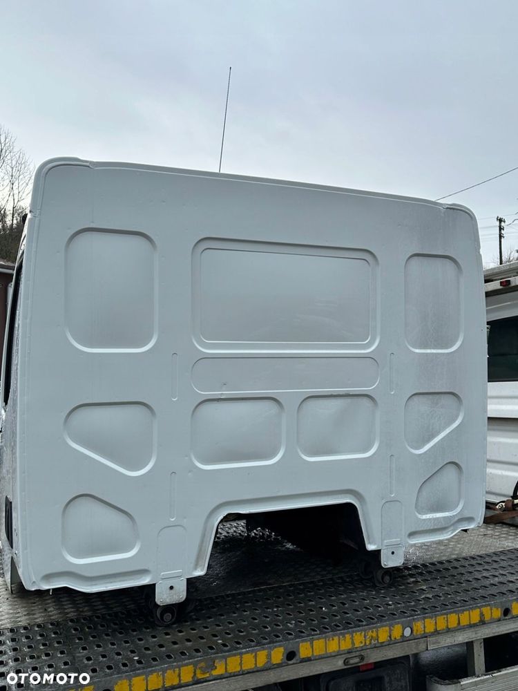 KABINA RENAULT MIDLUM 180 DXI EURO 5 - 6