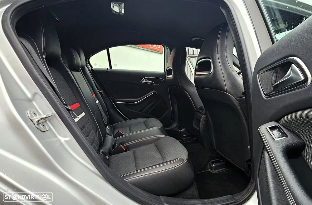 Mercedes-Benz A 180 (BlueEFFICIENCY) - 8