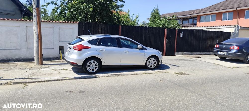 Ford Focus 1.0 EcoBoost ST-Line - 1