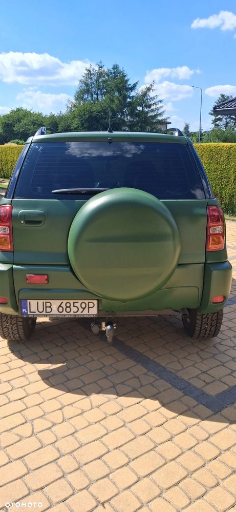 Toyota RAV4 - 6