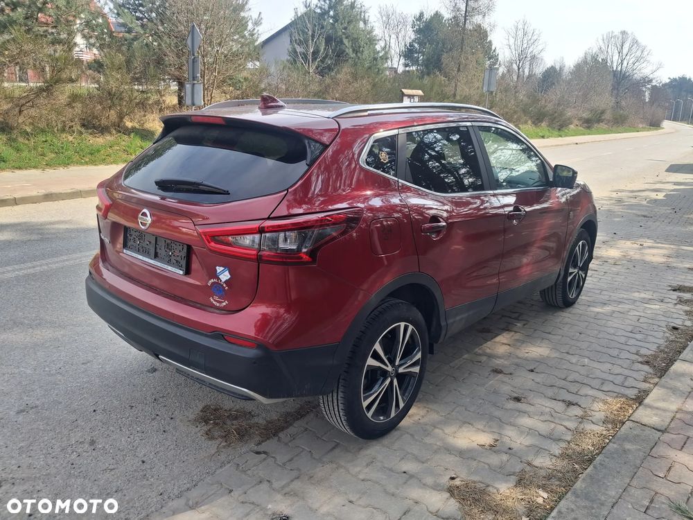 Nissan Qashqai 1.3 DIG-T AKARI - 5