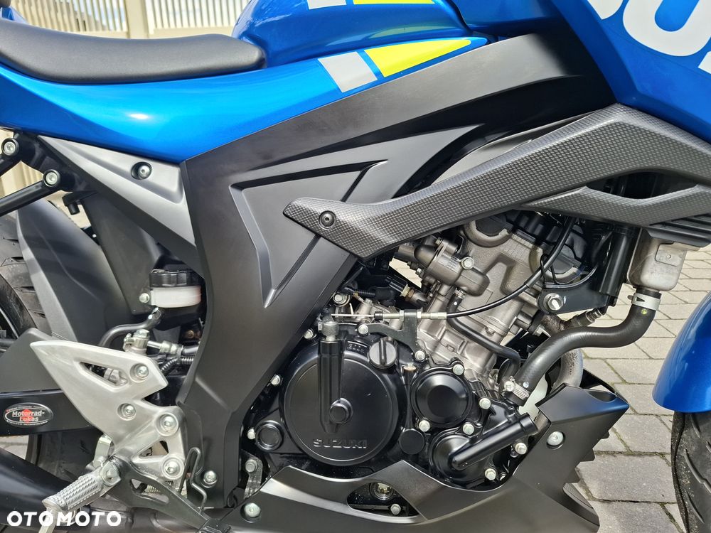 Suzuki GSX - 7