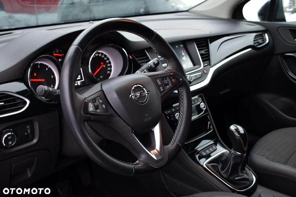 Opel Astra 1.6 CDTI Dynamic S&S - 4