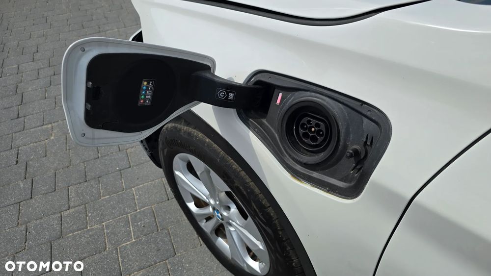 BMW X1 xDrive25e Business Edition - 21