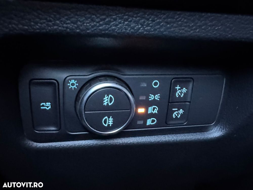 Ford Ranger 2.0 TD 205 CP 10AT 4x4 Double Cab Wildtrak - 24