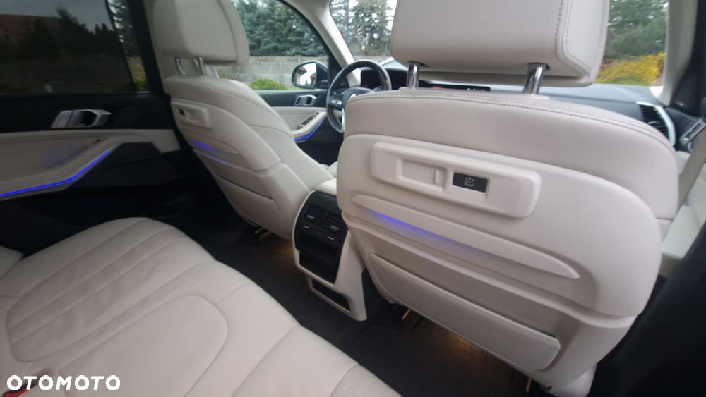 BMW X5 xDrive40i - 35