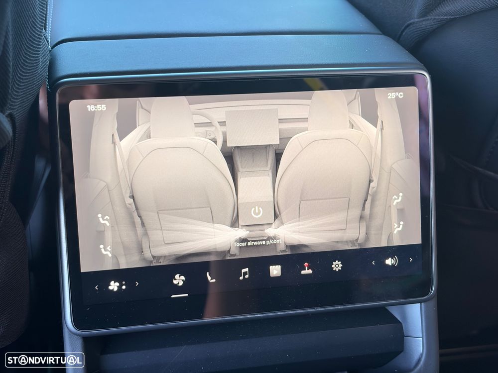Tesla Model Y Long Range Tração Integral - 20