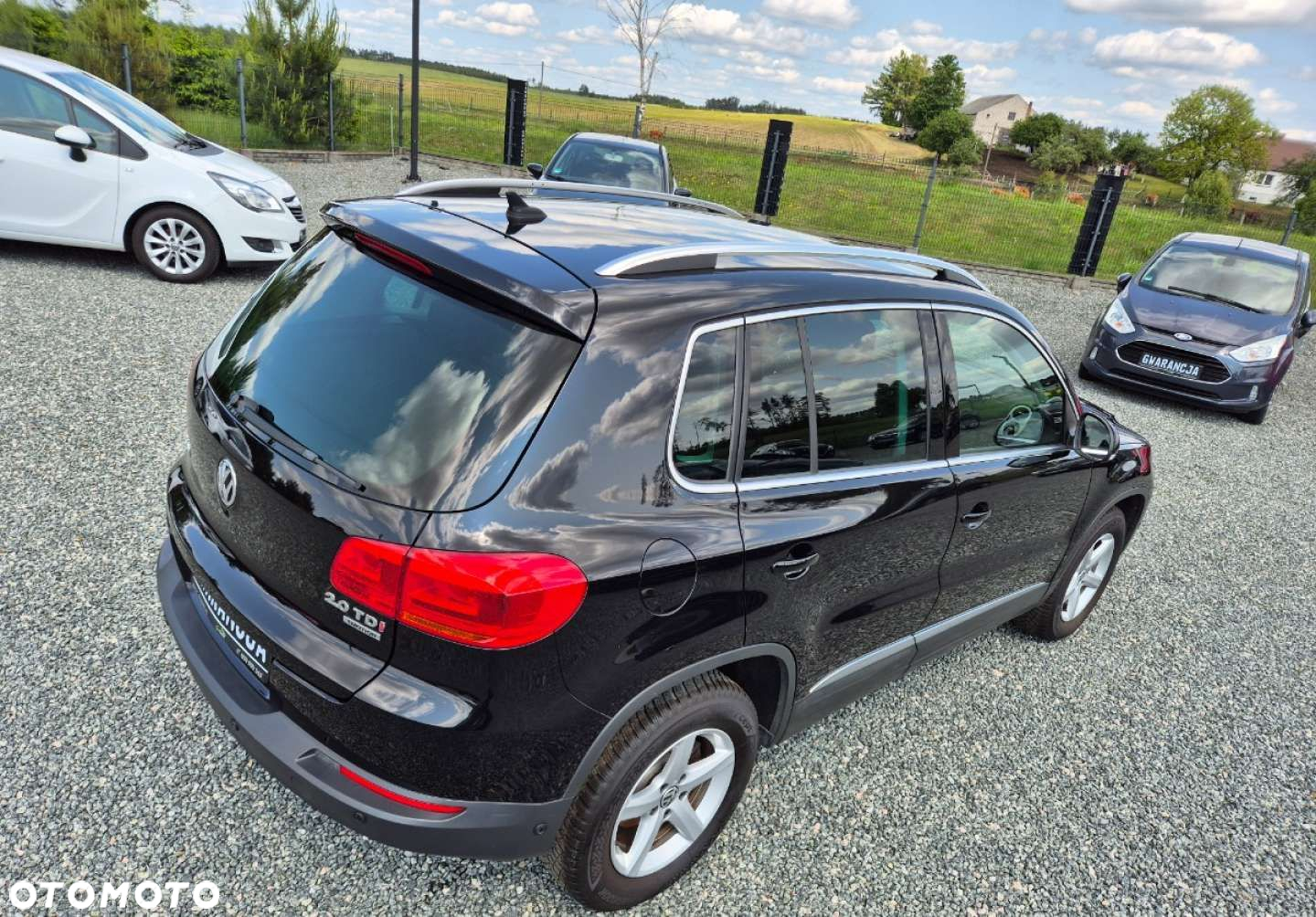 Volkswagen Tiguan - 38