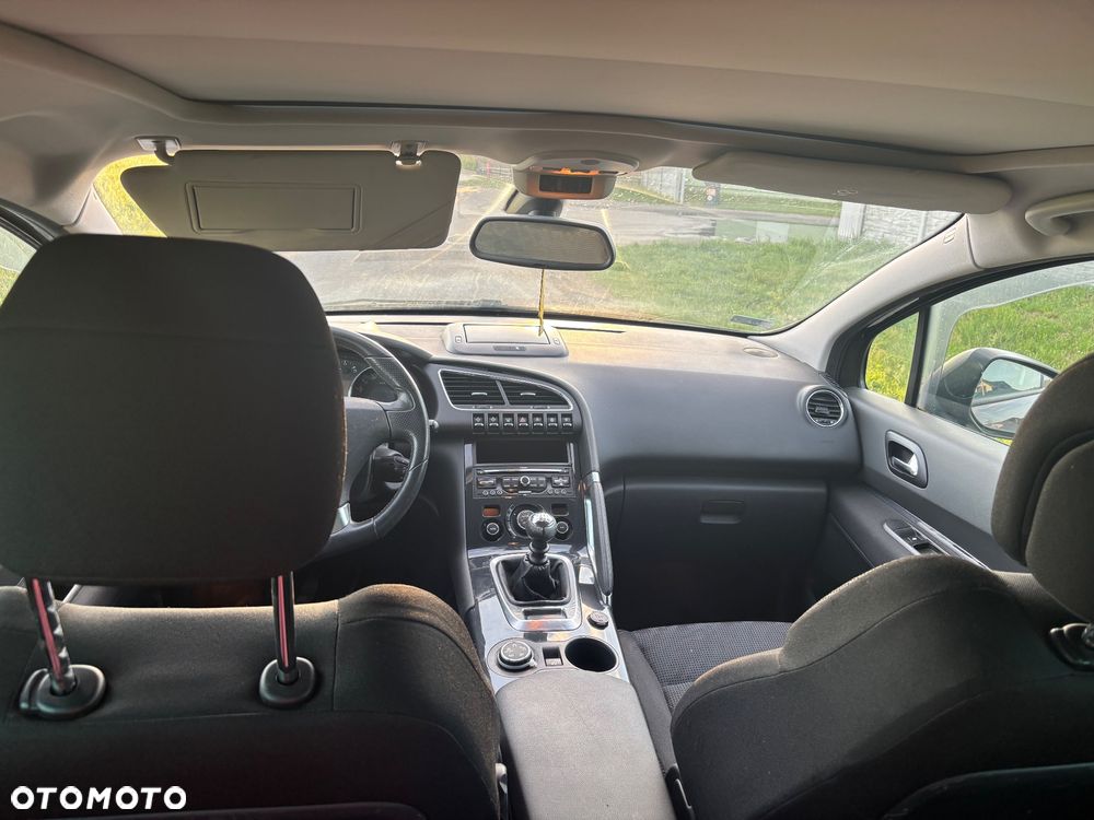 Peugeot 3008 1.6 HDi Trendy - 9