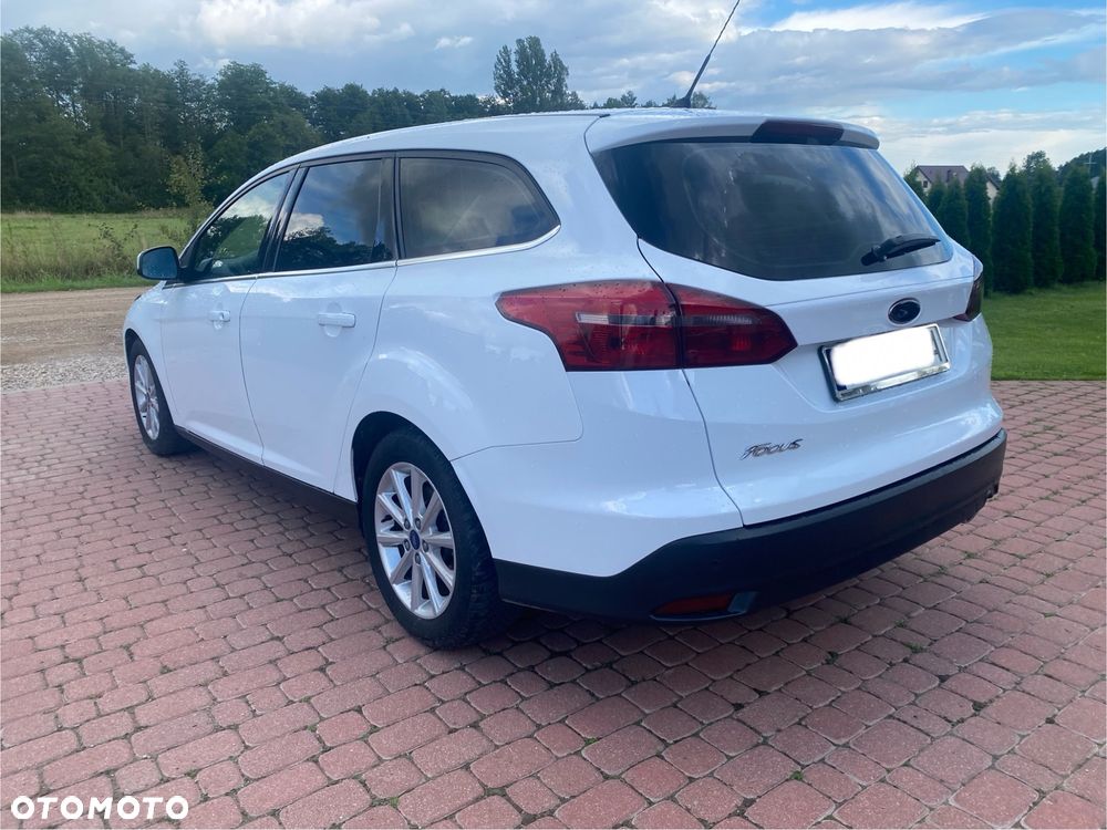 Ford Focus - 28