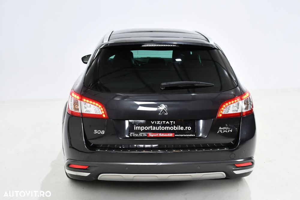 Peugeot 508 RXH Hybrid4 - 12