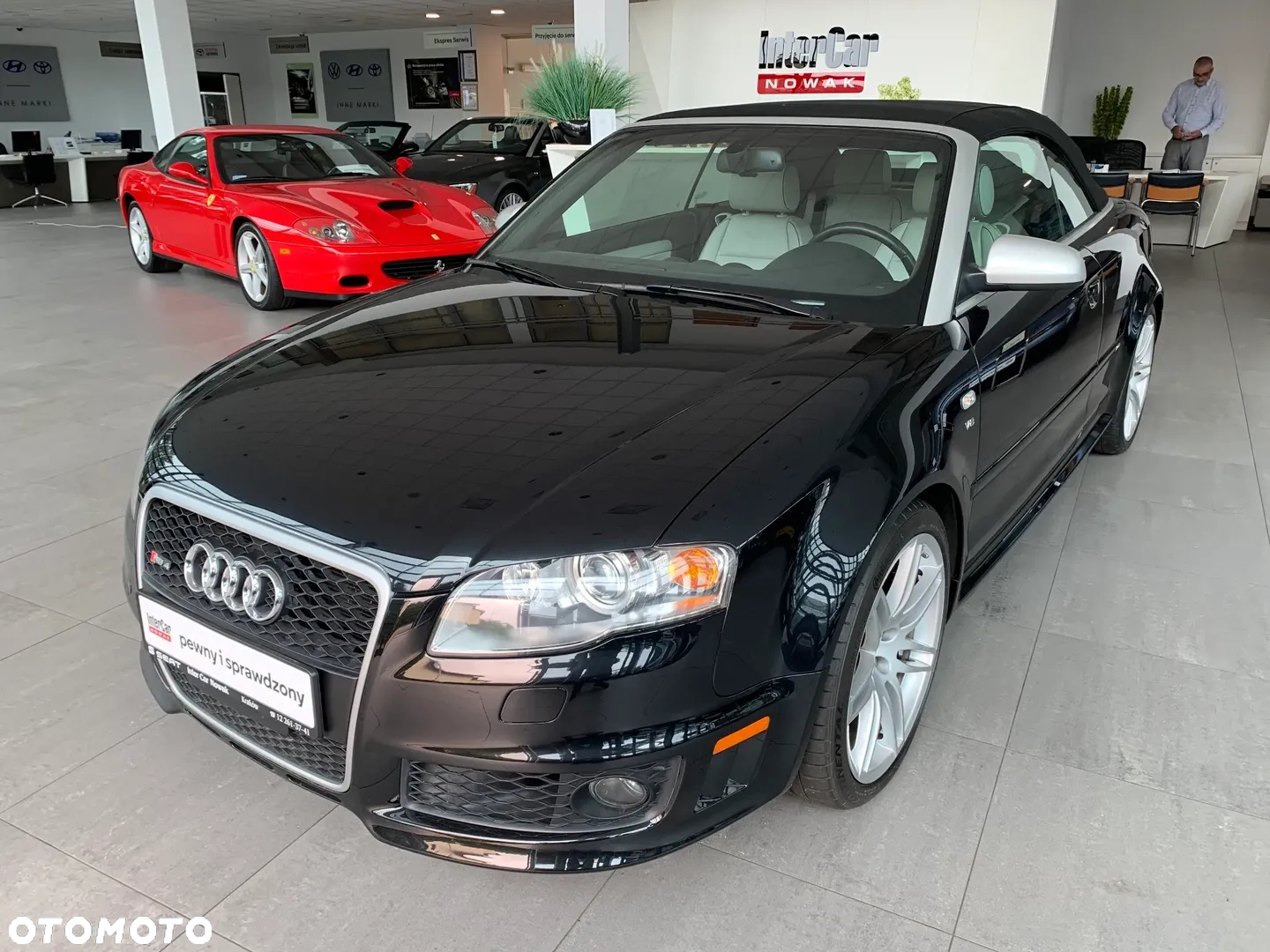 Audi RS4 Standard - 6