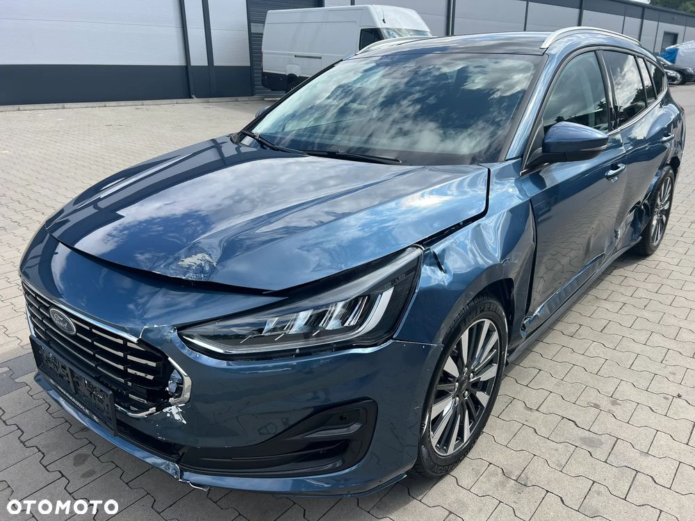 Ford Focus 1.0 EcoBoost Titanium X - 3