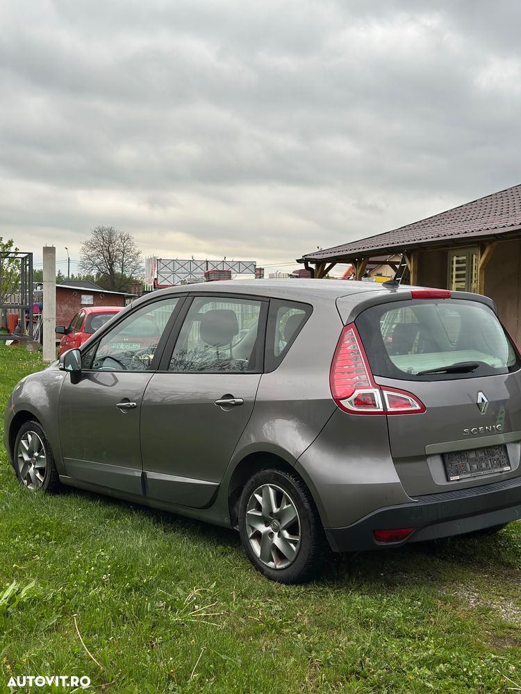 Renault Scenic - 5