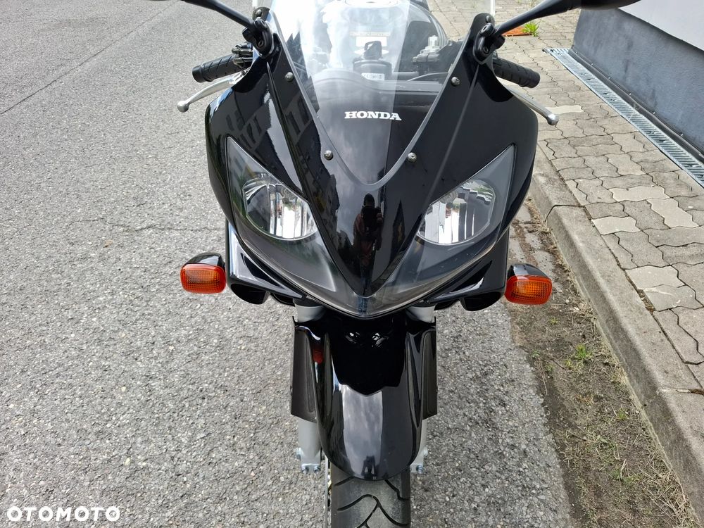 Honda CBR - 10