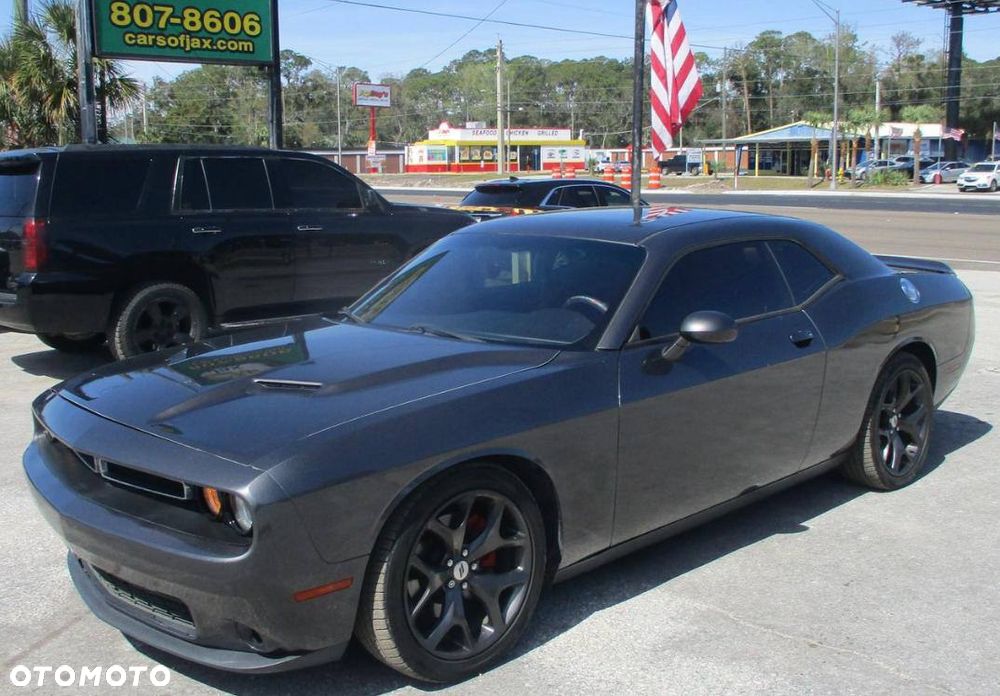 Dodge Challenger Automatik SXT Plus - 6