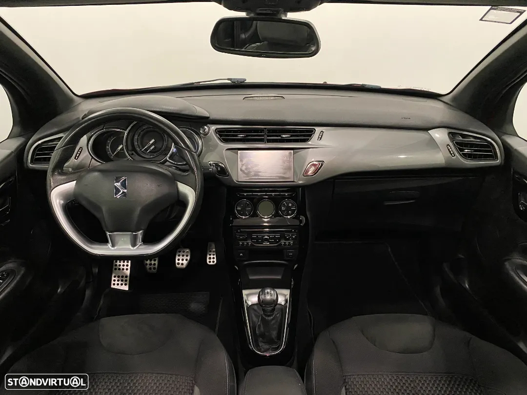 Citroën DS3 1.6 e-HDi So Chic - 35