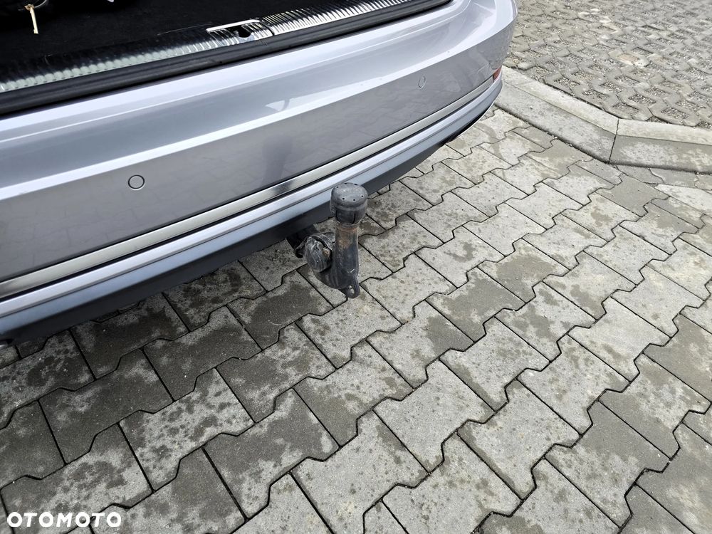 Audi A4 Avant 40 TDI S tronic sport - 28