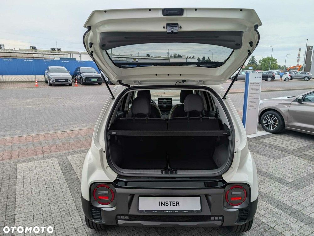 Hyundai Inster - 8