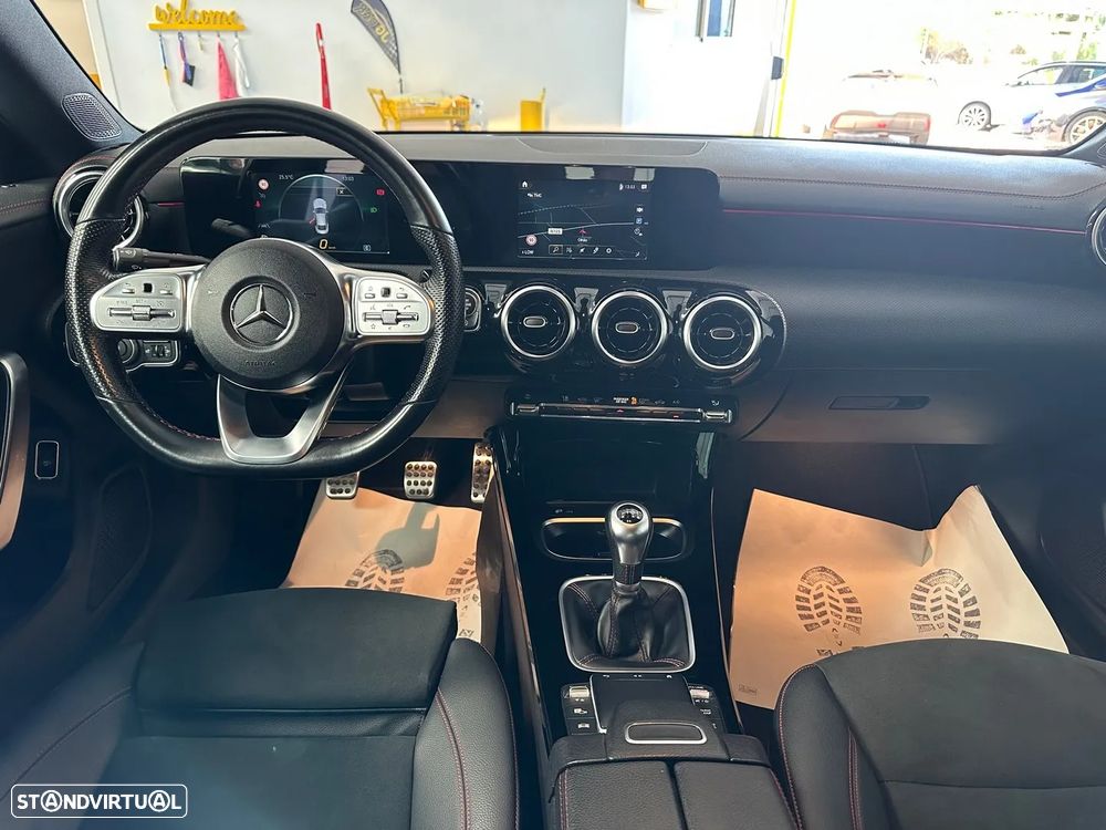 Mercedes-Benz CLA 180 - 21