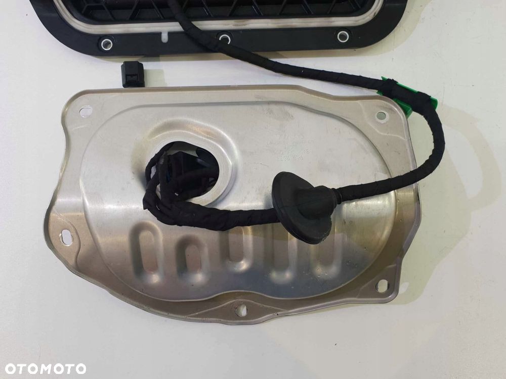 vw golf vii obudowa akumulatora 5q0915435d - 2