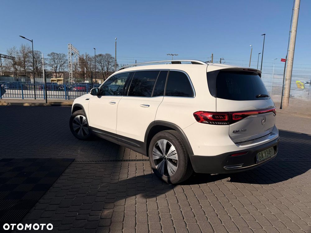 Mercedes-Benz EQB 250 66.5kWh AMG - 3