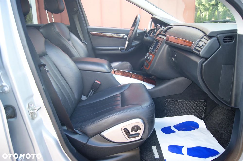 Mercedes-Benz Klasa R 500 4Matic 7G-TRONIC - 35