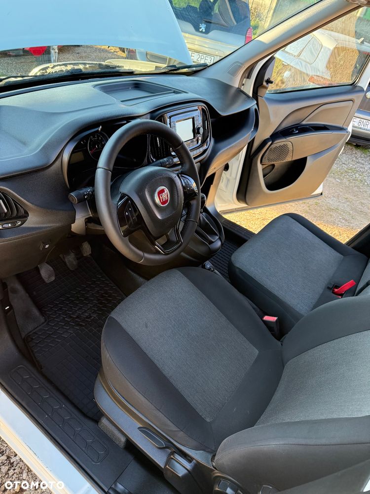 Fiat DOBLO MAXI 3 MIEJSCA 1.4 TJET 120 KM NOWY GAZ LPG SUPER STAN OKAZJA 100% PEWNY - 9