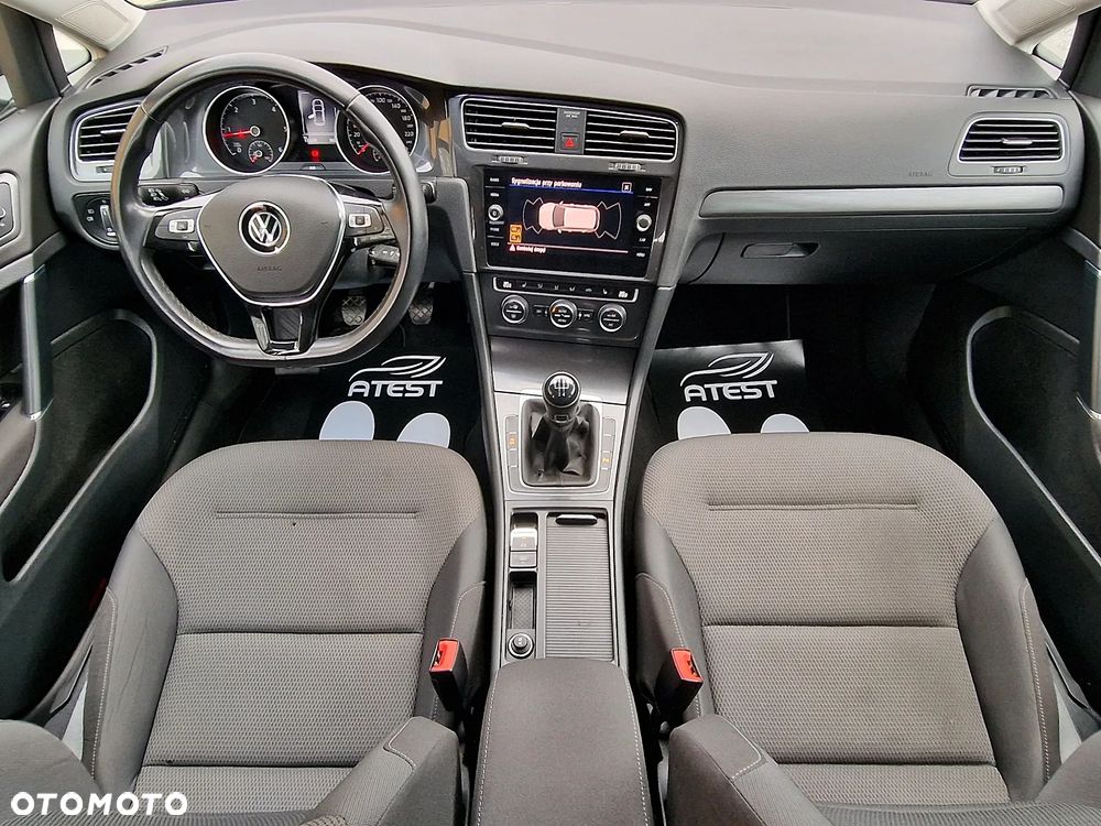 Volkswagen Golf 1.6 TDI SCR Trendline - 9