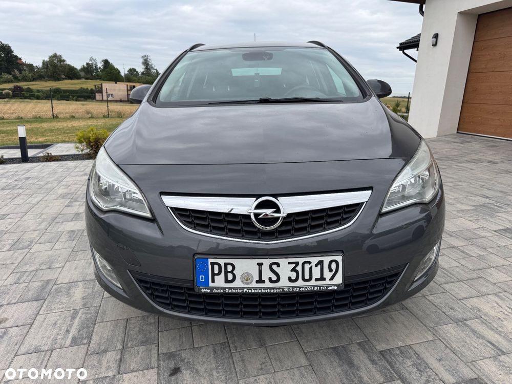 Opel Astra 1.4 T Essentia - 8