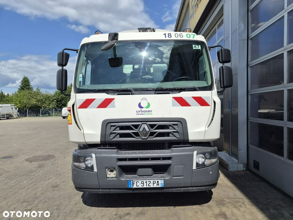 Renault D Wide 320 - 2