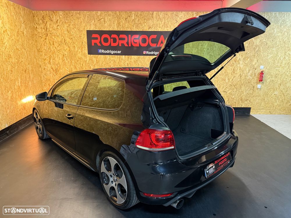 VW Golf 2.0 GTI - 19