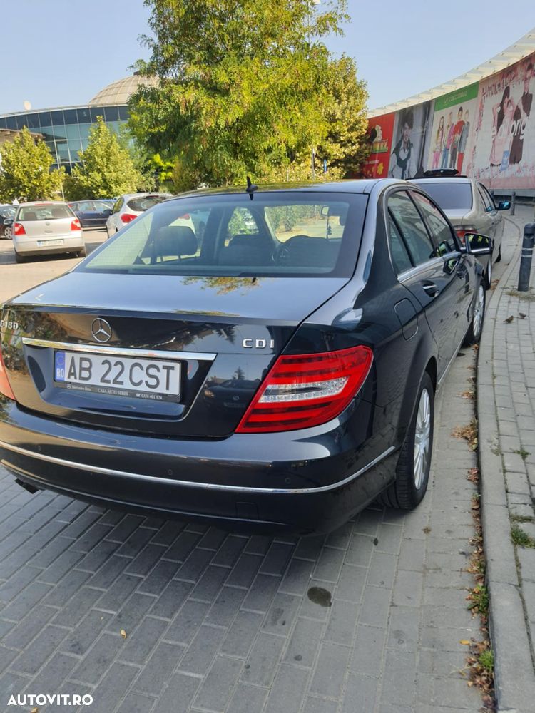Mercedes-Benz C - 4
