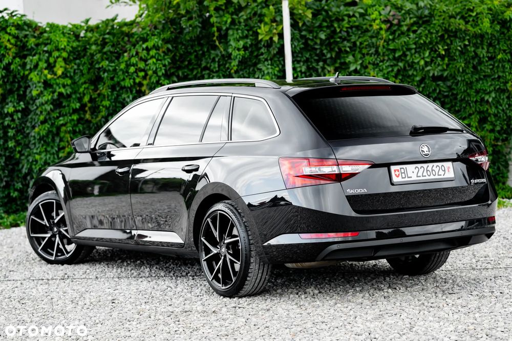 Skoda Superb 1.8 TSI DSG Ambition - 9