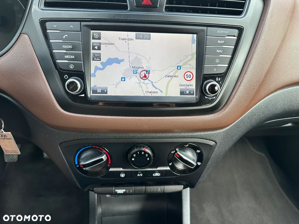 Hyundai i20 1.2 Elegant - 15