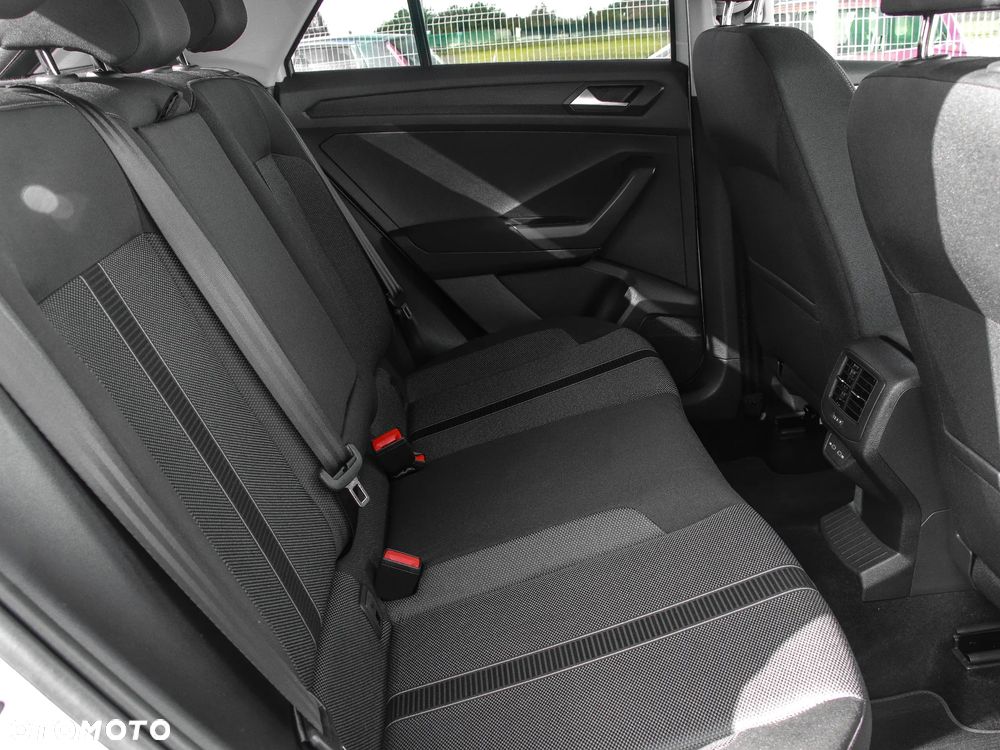 Volkswagen T-Roc 1.5 TSI Special Edition - 12